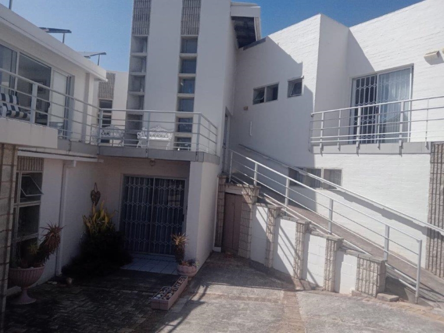3 Bedroom Property for Sale in Wavecrest Eastern Cape